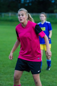 Bild 213 - B-Juniorinnen TSV Gnutz o.W. - SV Wahlstedt : Ergebnis: 1:1